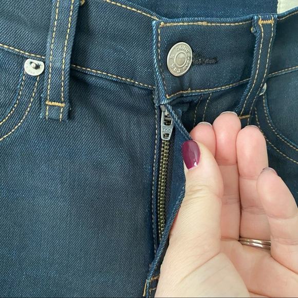 ⭐️ Rag & Bone | Dark Wash Skinny Jeans - Picture 3 of 12